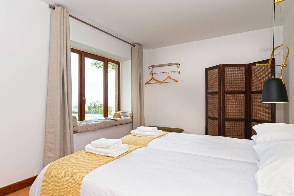 Charmantes Haus mit Pool - Meer- und Bergblick in Alcabideche, Costa de Lisboa