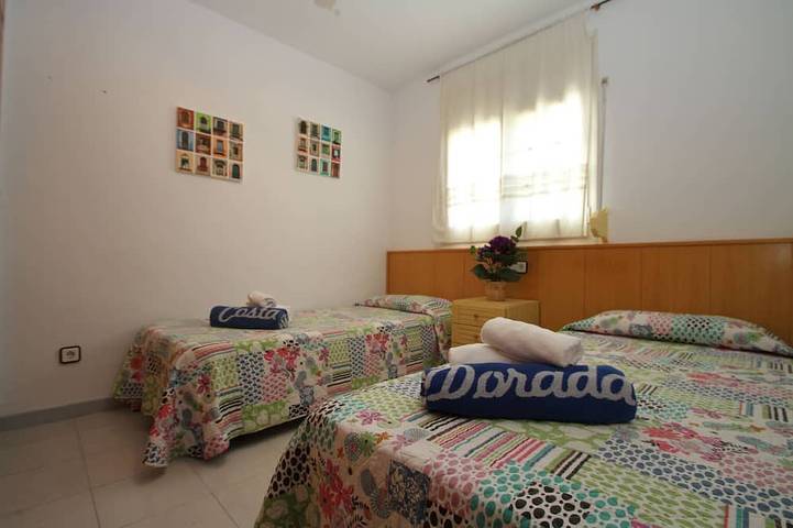 Bedol1 Adosado jardín, piscina comun, WiFi gratis in Miami Platja, Montroig