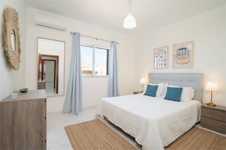 Location de vacances pour 6 personnes, avec terrasse et jardin à Moncarapacho - 3