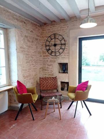 Gîte pour 10 personnes, avec terrasse dans Asnières-sous-Bois