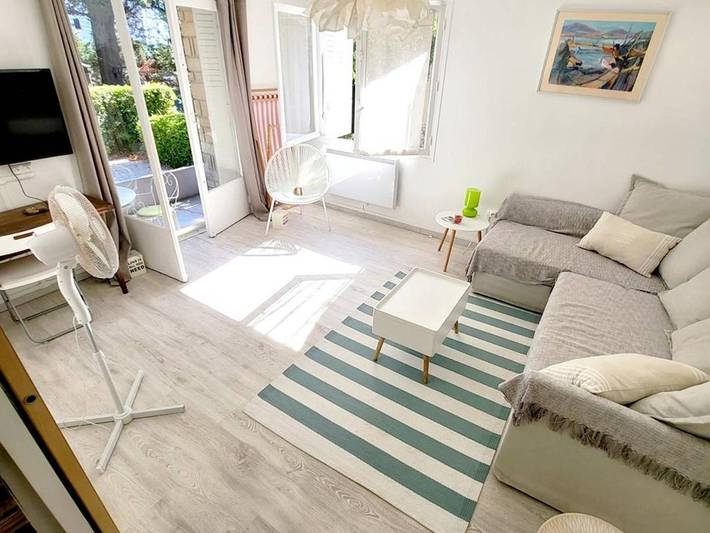 Appartement de vacances pour 4 personnes, avec terrasse et jardin
