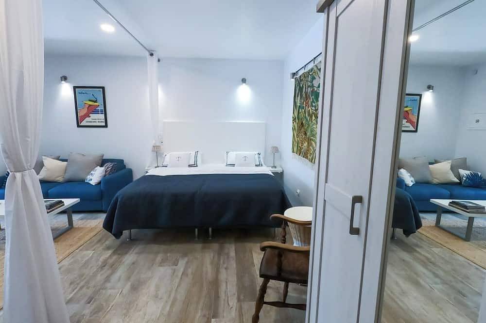 Ganze Wohnung, Harbour View House Studio Apartment in Raslina, Šibenik-Knin