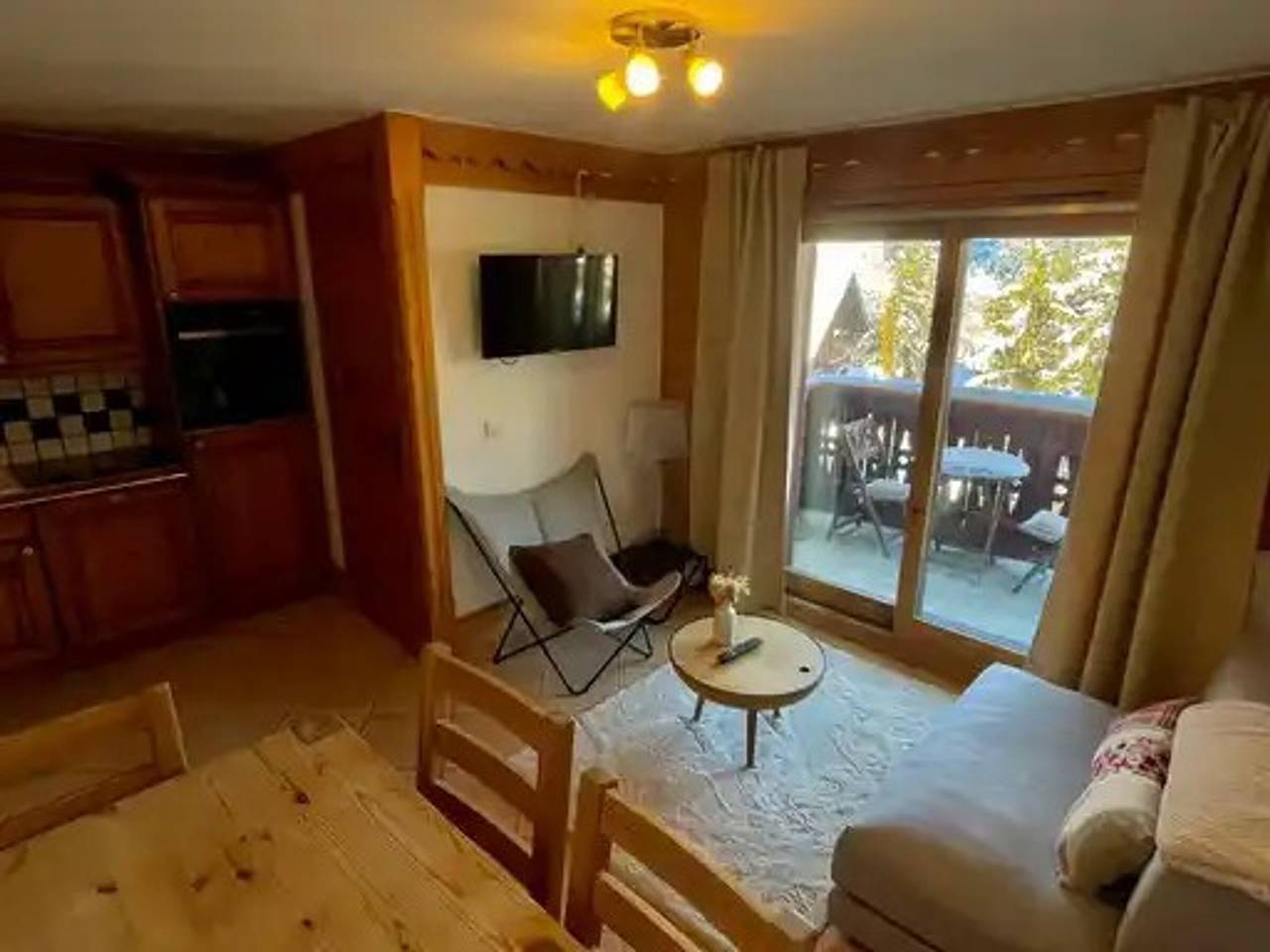 Geheel appartement, Apartment in Méribel 4 ppl, pool, ski-in/ski-out in Meribel Village, Courchevel