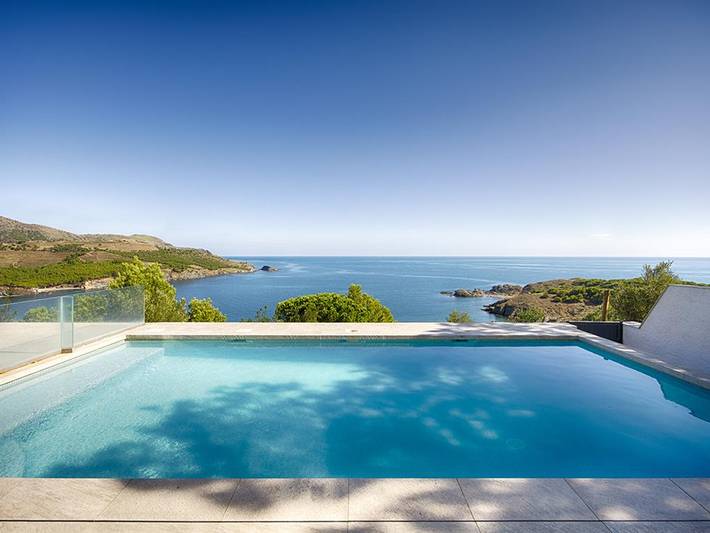 Ferienhaus für 6 Personen, mit Terrasse und Garten sowie Pool in Llanca - 2