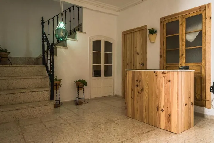 Hostel for 5 people, with terrace - 1