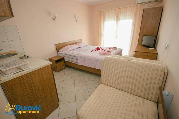 Ganze Wohnung, Studio with Seaview in Dobra Voda, Montenegro Coast