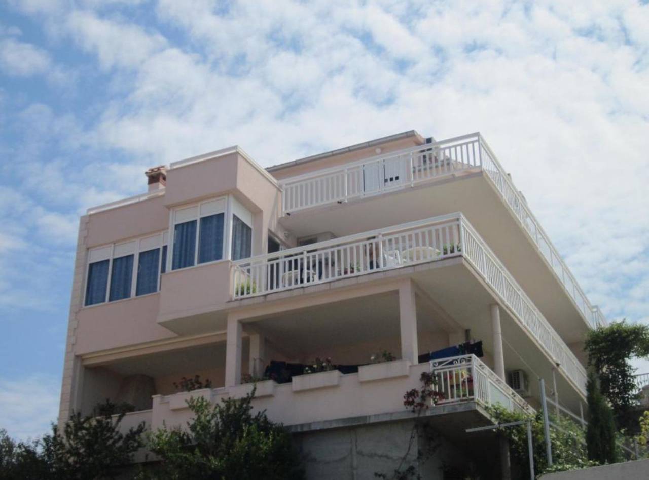 Geheel appartement, One-Bedroom Apartment with Terrace with Sea View in Hvar Stad, Hvar