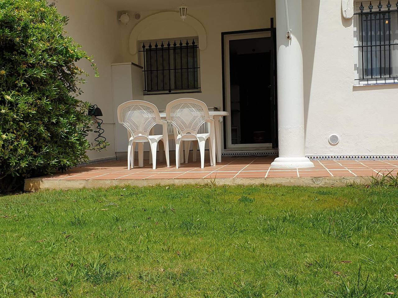 Entire holiday apartment, Ref 1a2. Ground Floor Apartment 2 Bedrooms Sunset Novo Sancti Petri in Novo Sancti Petri, Chiclana de la Frontera