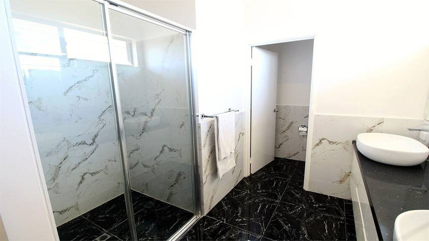 Holiday home for 10 people, with garden and terrace in Jurien Bay