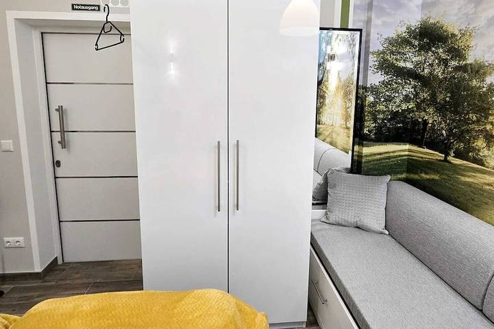 Appartement entier, Apart Studio - Suites - Dessau-Rosslau with Pool Air Conditioning Parking in Roßlau, Dessau