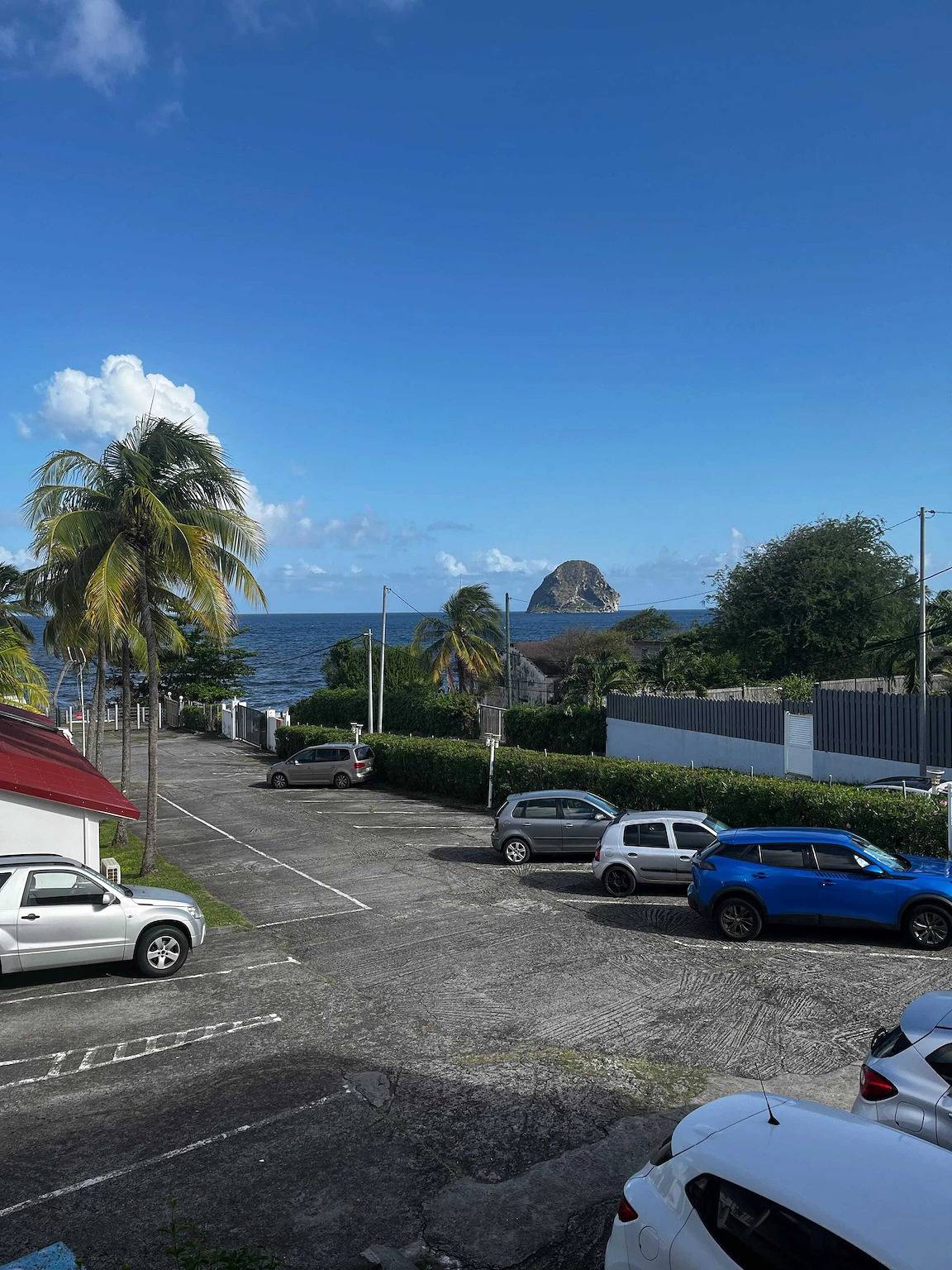 Entire studio, Cozy Studio in Diamant 26 m² with Balcony in Le Diamant, Martinique