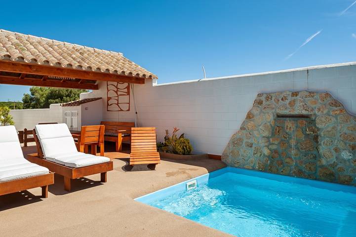 Casa rural para 4 personas, con Jardín