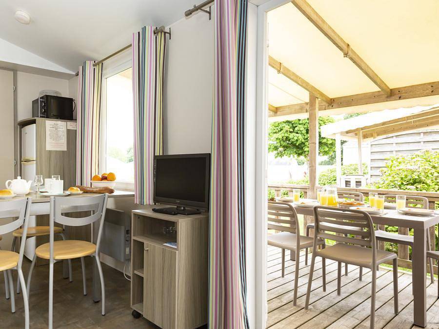 Flower Camping Le Kerleyou - Mobilhome 5 personas - Mobil-home confort 28m² - 2 habitaciones - terraza semi-cubierta - Tv 5 pers. in Douarnenez, Iroise