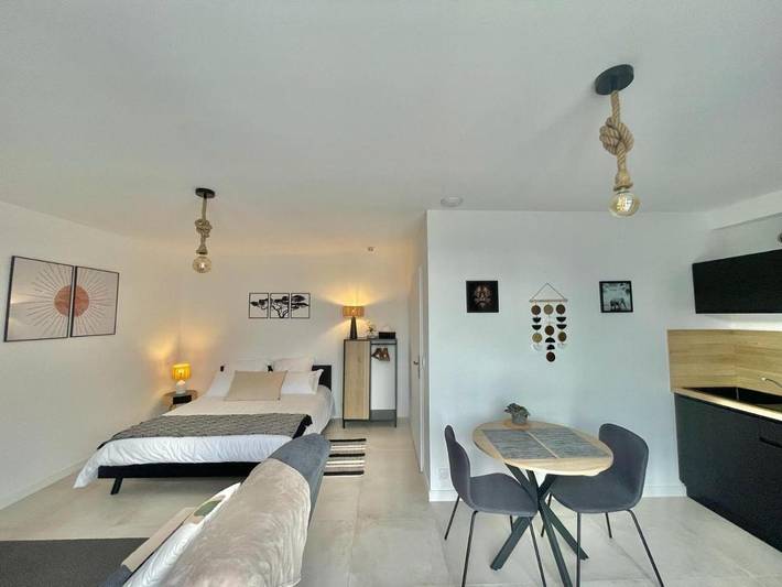 Location de vacances pour 2 personnes, avec terrasse à Lunel-Viel - 2