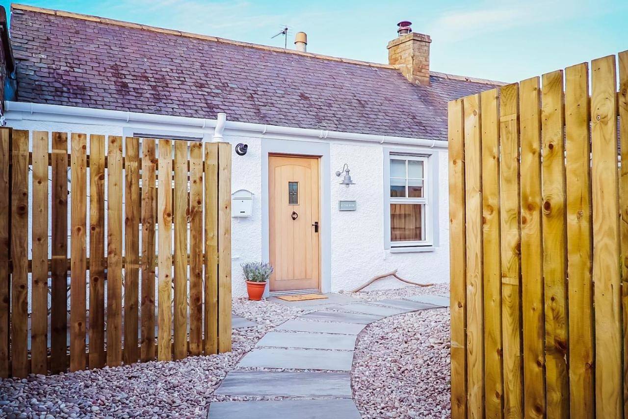 Two-Bedroom House in Dundee, Angus