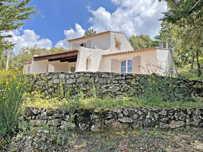 Casa de vacaciones para 6 personas, con piscina además de vistas y jardín - 1