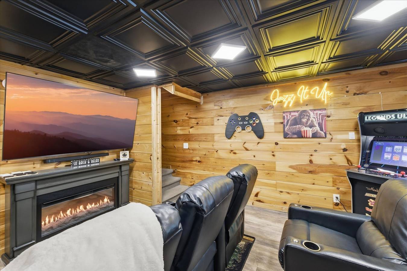 Apartamento inteiro, Black Bear Bungalow by Beyond Expectations in Gatlinburg, Condado de Sevier