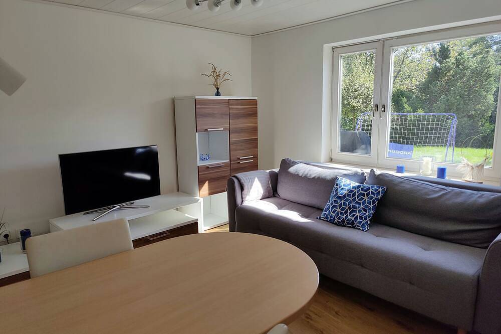 Geheel appartement, Im Idyllischen Naturpark Liegende, Kernsanierte Wohnung in der Gem. Wüstenrot in Wüstenrot, Regio Stuttgart