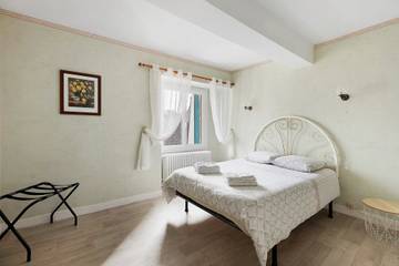 Location De Vacances pour 6 Personnes dans Romorantin-Lanthenay, Loir-et-Cher, Photo 4