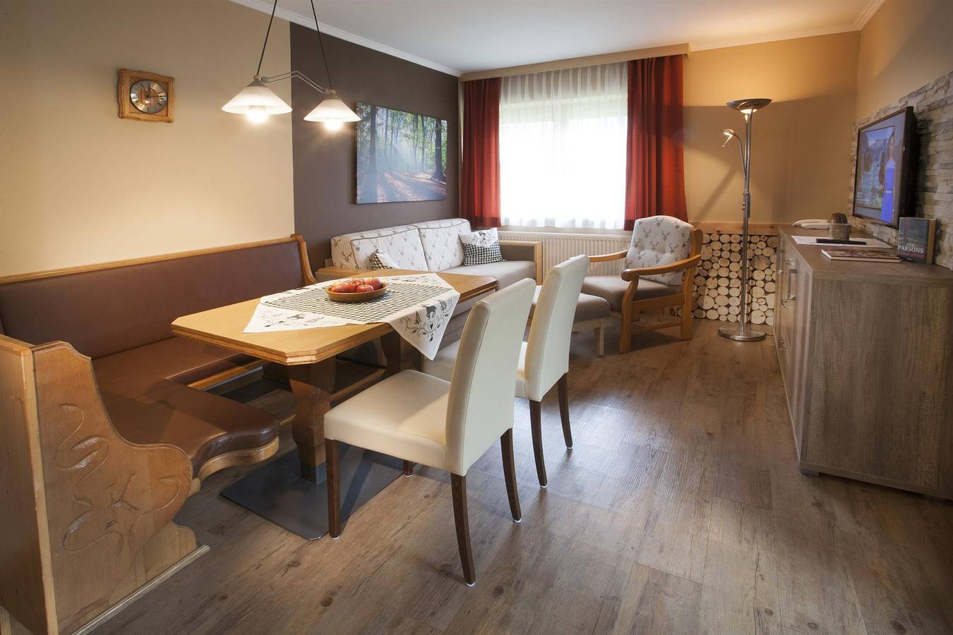 Ganze Ferienwohnung, Haus Lärchenwiese in Maurach, Eben am Achensee