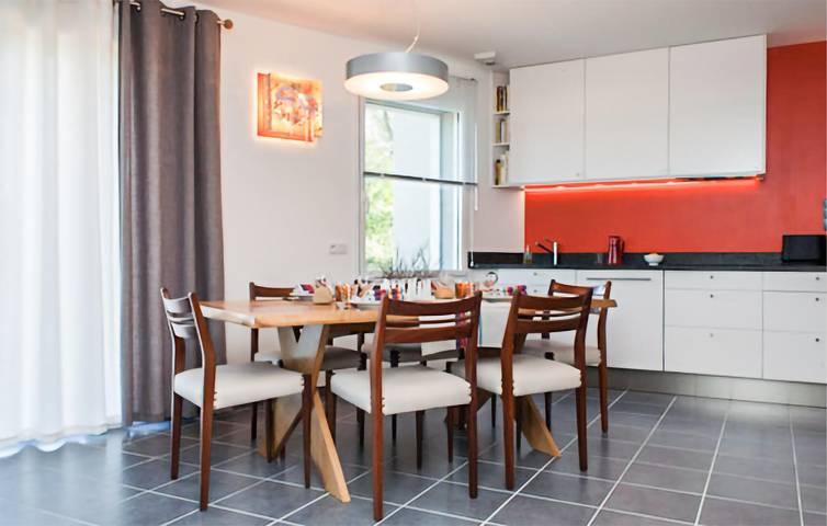 Location de vacances pour 6 personnes, avec terrasse et jardin dans Le Diben - 4