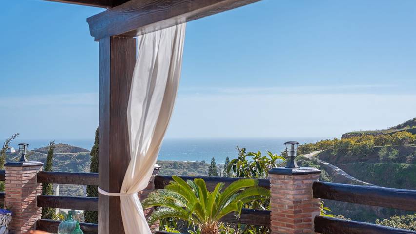 Villa für 4 Personen, mit Pool und Balkon/Terrasse in Torrox - 4