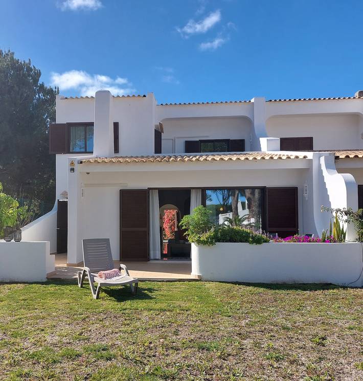 Casa de férias para 6 pessoas, com varanda e jardim em Vilamoura