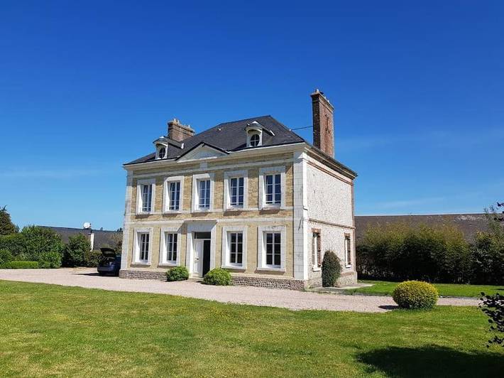 Location de vacances pour 8 personnes, avec jardin à Bordeaux-Saint-Clair
