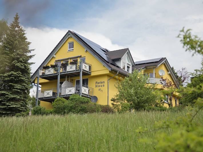 Ferienwohnung für 2 Personen, mit Balkon und Garten sowie Ausblick in Bad Dürrheim