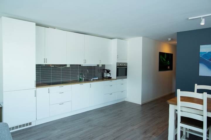 Ganze Ferienwohnung, Ferienwohnung für 6 Personen mit Meerblick in Lyngen