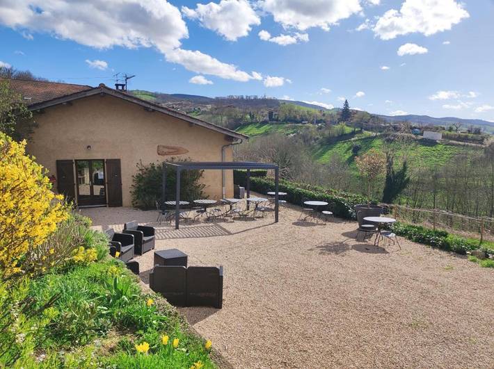 Location de vacances pour 15 personnes, avec vue et terrasse, animaux acceptés à Courzieu - 4