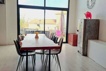 Location de vacances pour 8 personnes, animaux acceptés dans Sistels