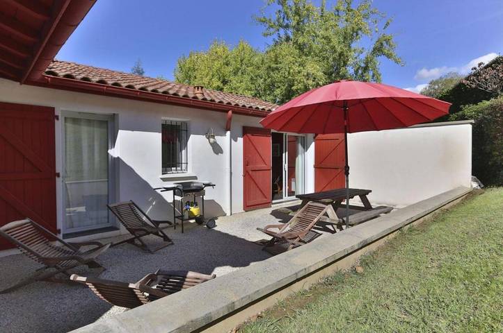 Location de vacances pour 4 personnes, avec jardin et piscine à Saint-Pierre-d'Irube - 2