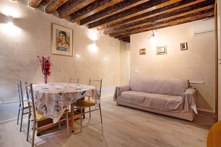 Casa vacanze "Ca' Lirica" con Wi-Fi & A/C in Venezia, Laguna di Venezia