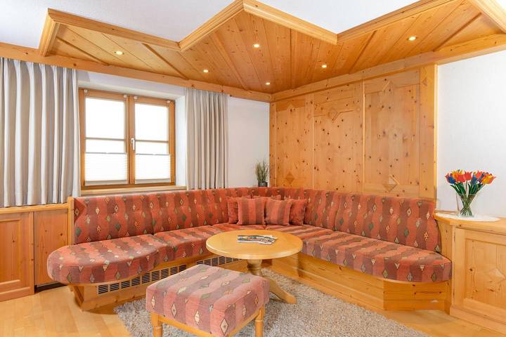 Ferienwohnung für 6 Personen, mit Balkon und Terrasse sowie Garten und Ausblick im Lechtal - 4