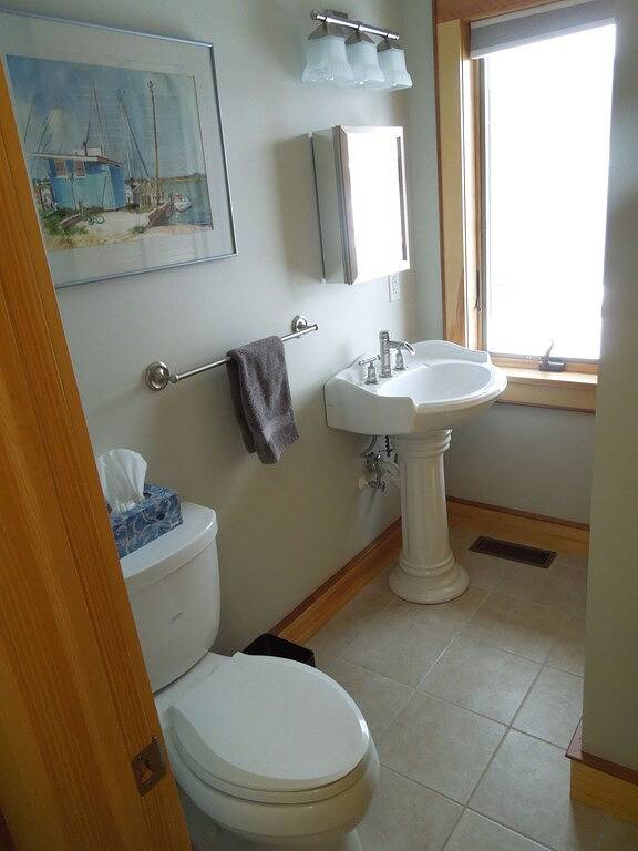 Zeitgenössische Lakefront Home in Keuka Lake