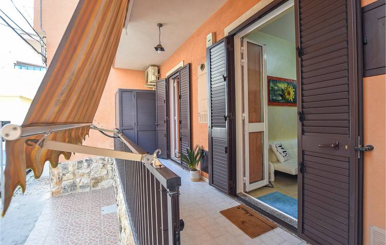 Appartement confortable à 2 km de la plage avec garage, climatisation et WiFi in Pozzallo, Province de Ragusa