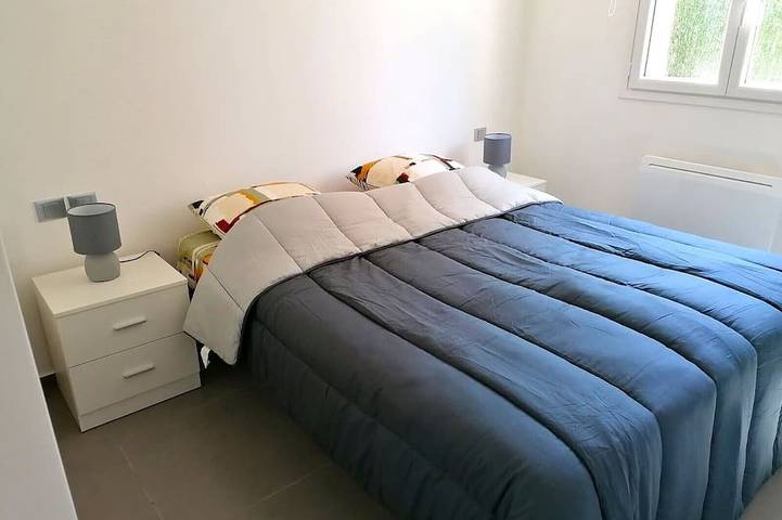 Little House - Ein Schlafzimmer Villa, Schläft 2 in Saint-Cézaire-sur-Siagne, Cannes und Umgebung