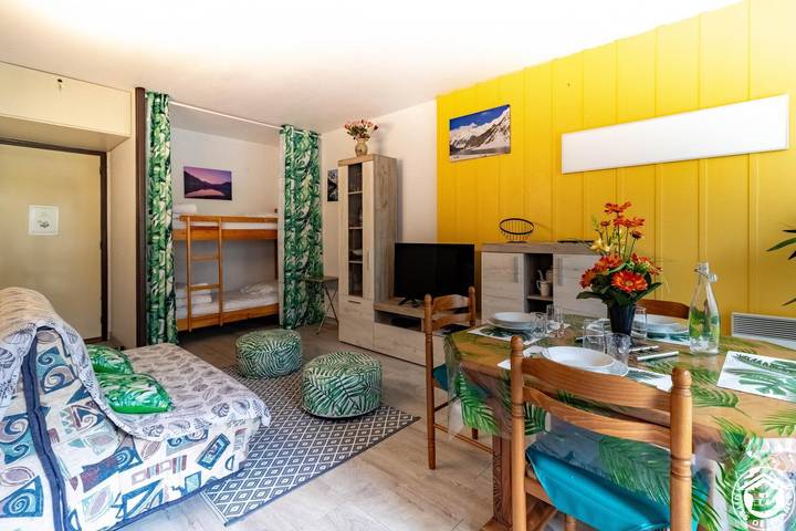 Gîte pour 2 personnes, avec terrasse à Argelès-Gazost - 2