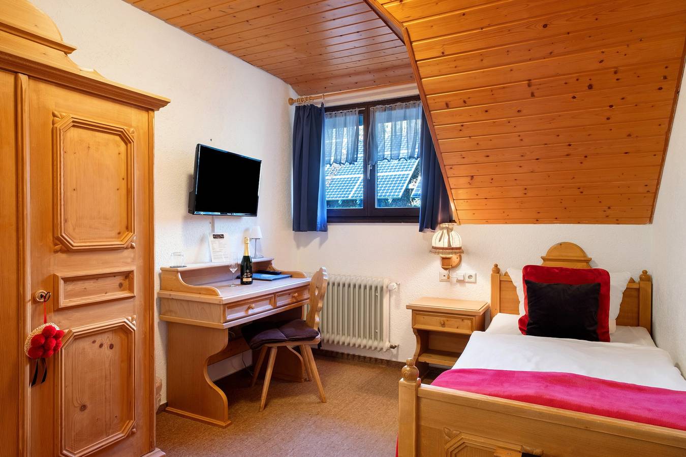 Zimmer 'Einzelzimmer Standard 26' mit Bergblick und Wlan in Wieden, Südschwarzwald