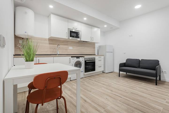 Gîte pour 3 personnes, avec terrasse dans San Martin Sarroca - 2