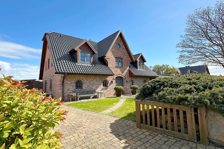 Ferienhaus für 8 Personen, mit Terrasse und Garten sowie Sauna und Ausblick in Tinnum - 4