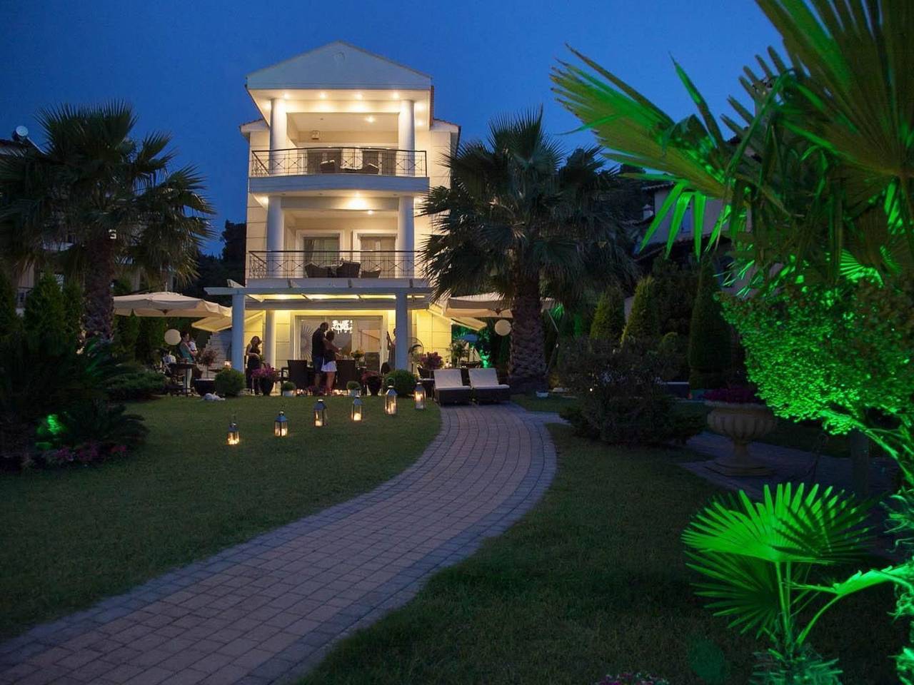 Ganze Wohnung, Wohnung in Pallini mit Eigener Terrasse in Polychrono, Kassandra