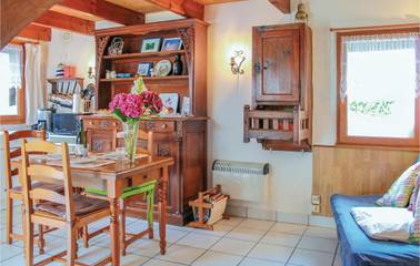 Maison De Vacances pour 3 Personnes dans Moëlan-sur-Mer, Finistère, Photo 1