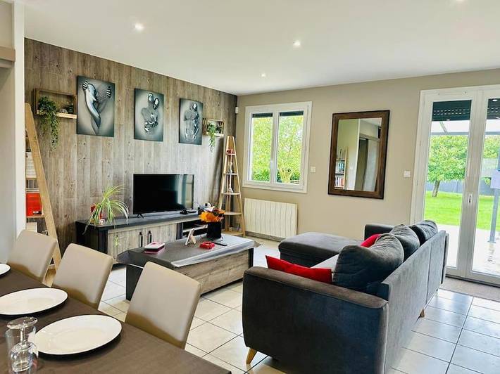 Location de vacances pour 6 personnes, avec Terrasse à Genouillé