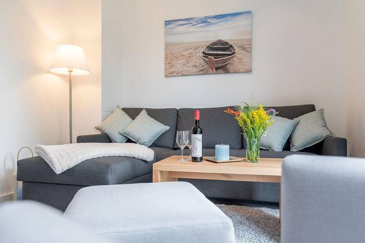 Familienfreundliches Strandhaus "Seeräuber" mit Garten und Terrasse in Börgerende, Börgerende-Rethwisch