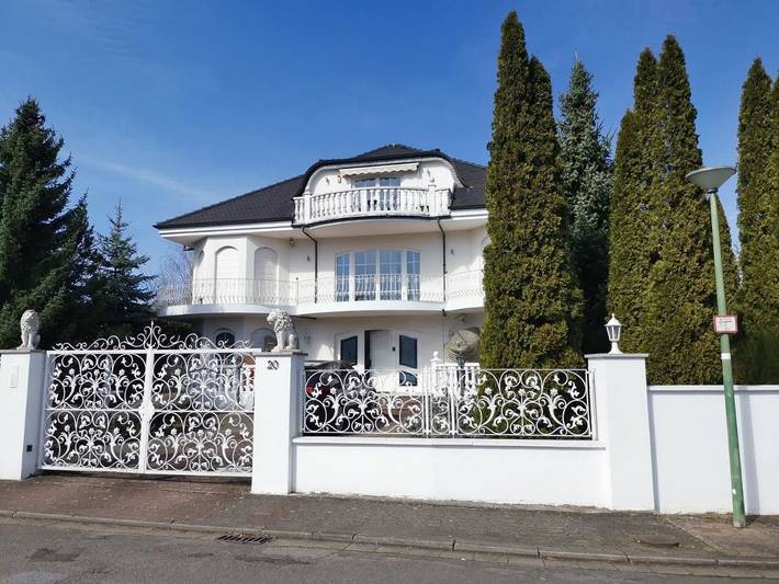 Gîte pour 4 personnes, avec terrasse et vue à Kirkel