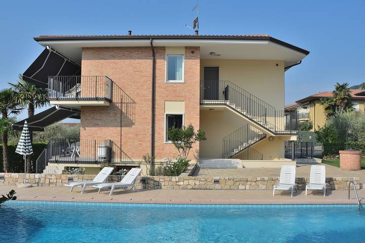 Ferienhaus für 6 Personen, mit Garten und Terrasse sowie Seeblick, mit Haustier in Garda - 3