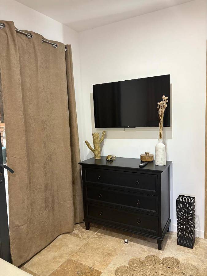 Gîte pour 3 personnes à Paraza