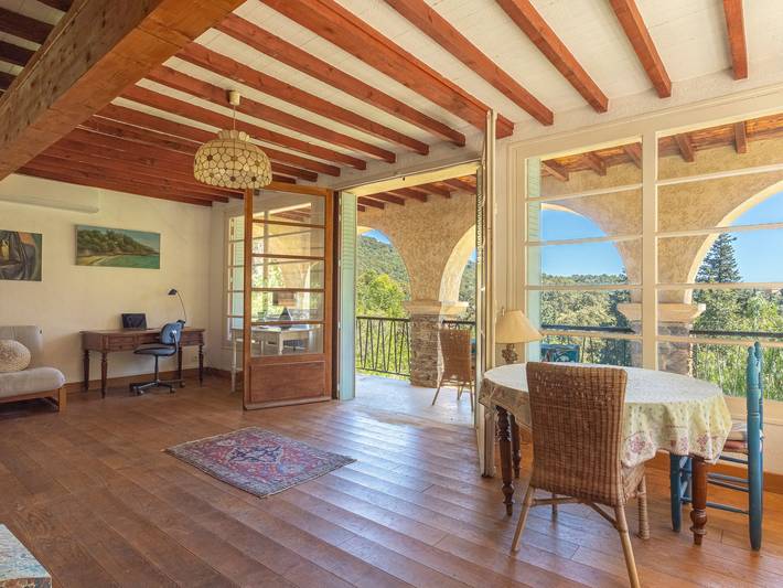 Location de vacances pour 6 personnes, avec jardin ainsi que terrasse et vue dans Cavalière - 2